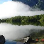 Apartments Lake Bohinj דירה בוהין