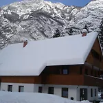 Apartments Lake Bohinj דירה בוהין