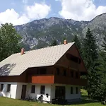 Apartments Lake Bohinj * בוהין