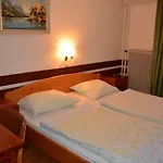 Apartments Lake Bohinj דירה *